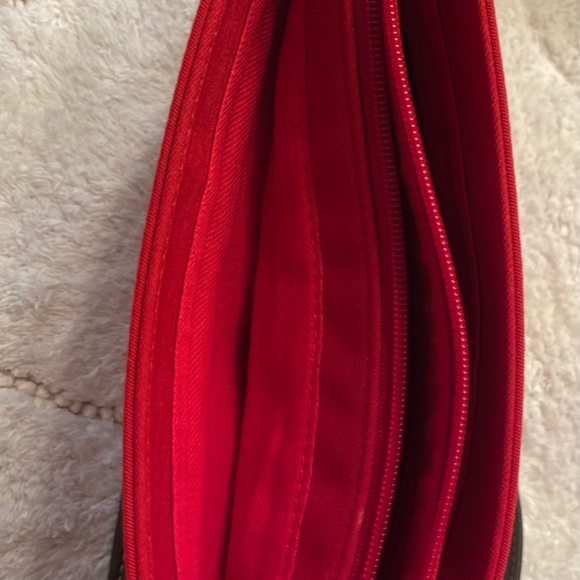 Liz Claiborne Crossbody Bag - Picture 7 of 7